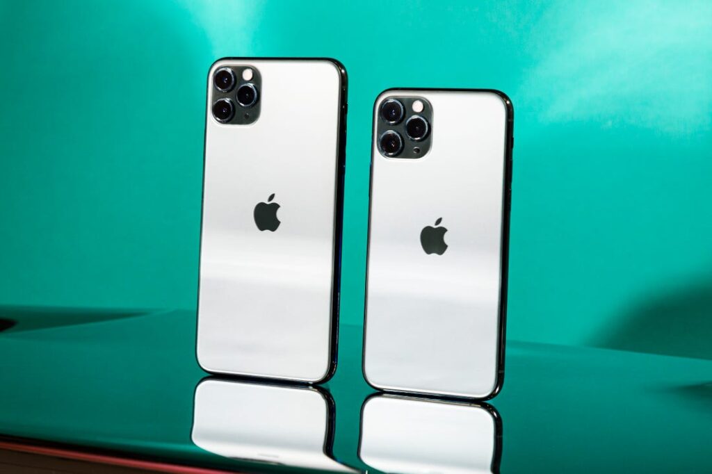 best-5-features-iphone-12-pro-1