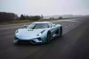 اسرع 10 سيارات في العالم 2021
