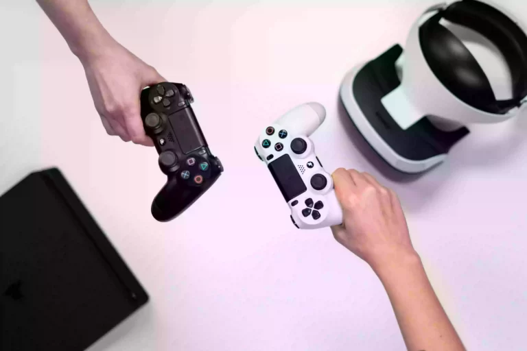مقارنة بين PS5 و Xbox Series X أيهما افضل