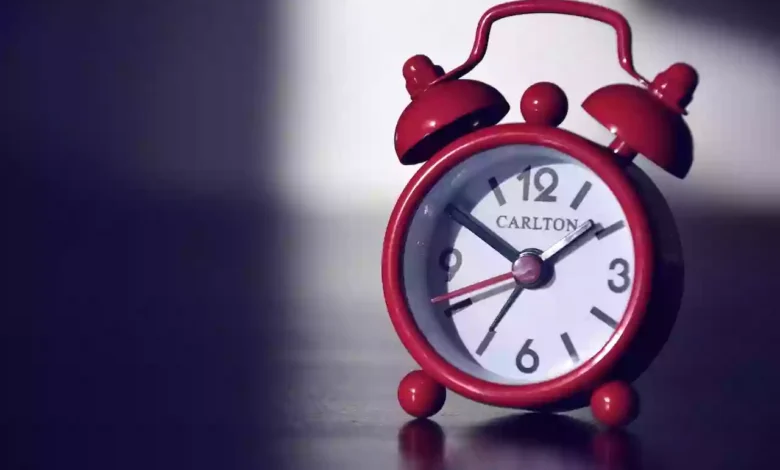 أفضل 7 تطبيقات منبه لمنعك من الضغط على زر الغفوه