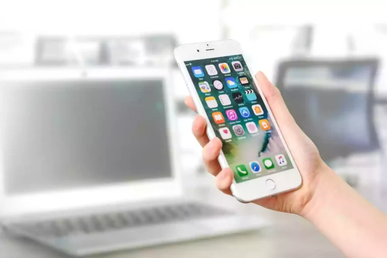 جميع إصدارات نظام تشغيل الايفون من IOS 1 الى IOS 16