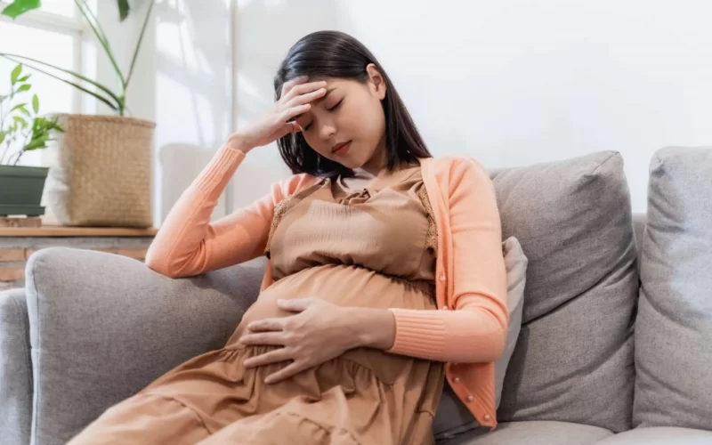 التعامل مع البواسير أثناء الحمل
