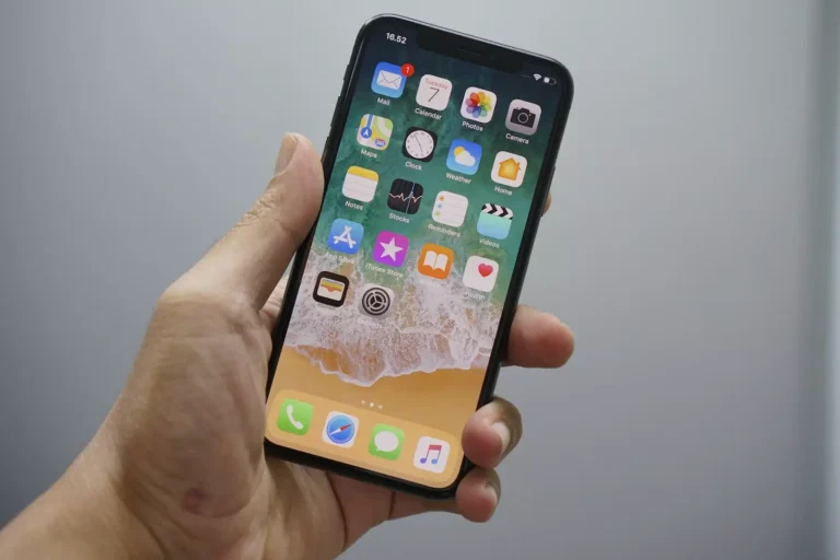 ما هي ميزات إمكانية الوصول الجديدة المتوفرة في iOS 17