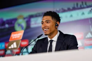 تم تقديم جود بيلينجهام كلاعب جديد لريال مدريد