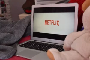 أعلى 10 أفلام تقييمًا على Netflix بواسطة المستخدمين