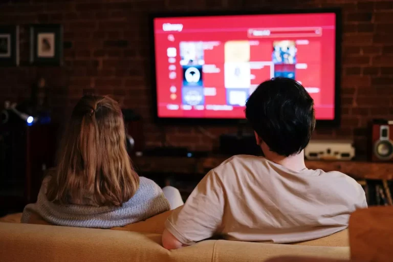 شاهد جميع قنوات العالم بدون تقطيع IPTV