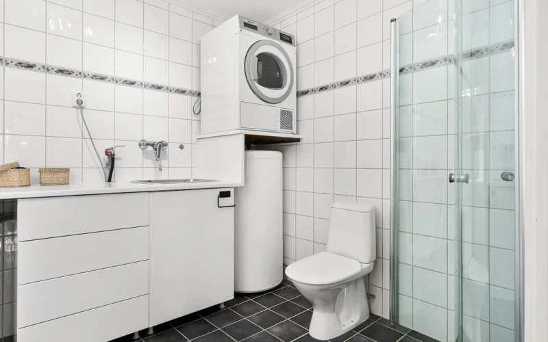 دليل شامل لرموز أعطال غسالات أريستون: كيفية التشخيص والإصلاح الفوري