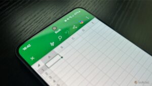 إكسل على الجوال: كيف حوّلت ميزة 'عرض البطاقات' التجربة من إحباط إلى فعالية؟